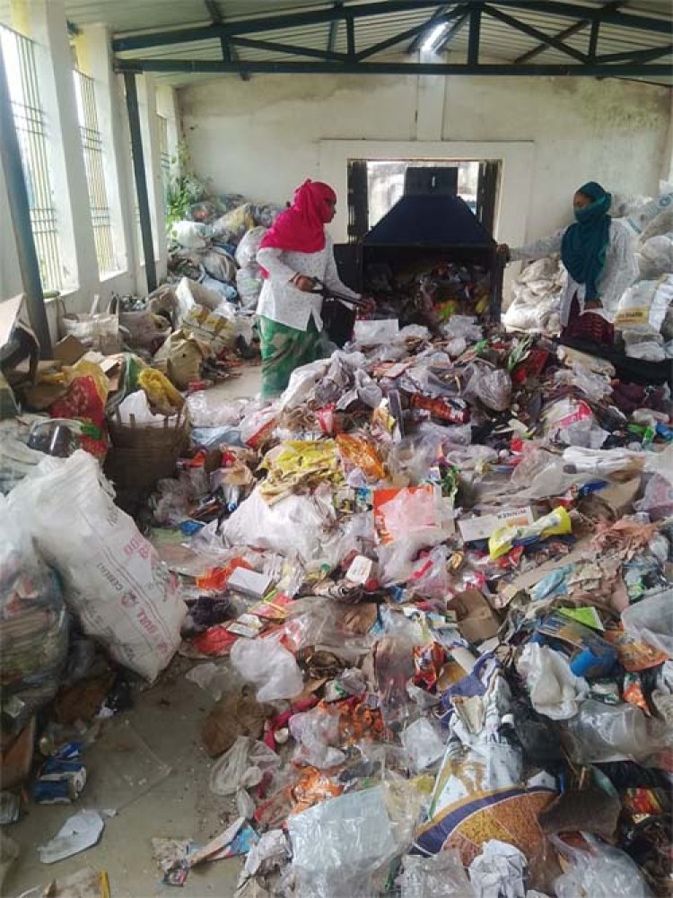 समूह की चार स्वच्छता सखियों ने बदल दी ग्राम पंचायत की तस्वीर