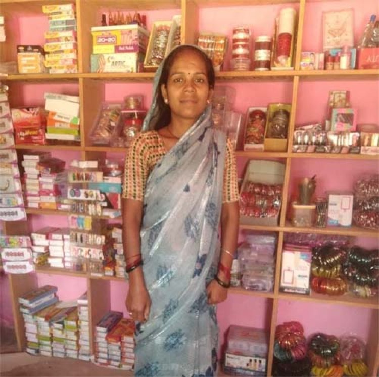 डिजिटल दौर में बदली तस्वीर: फैंसी स्टोर से प्रीति यादव बनीं नई पीढ़ी की आत्मनिर्भर उद्यमी