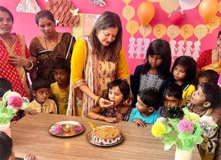 आंगनबाड़ी केन्द्रों में ‘न्योता भोज’ कार्यक्रम : पोषण, शिक्षा और जनभागीदारी का राज्यव्यापी अभियान