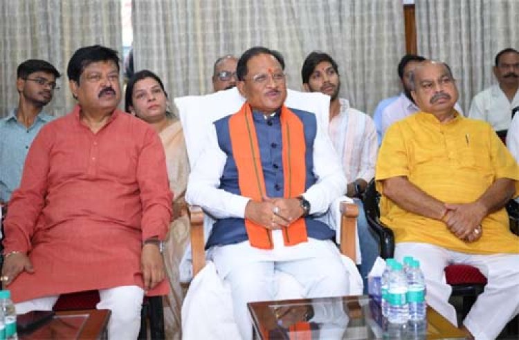 मुख्यमंत्री विष्णु देव साय ने सुनी ‘मन की बात’ की 132वीं कड़ी