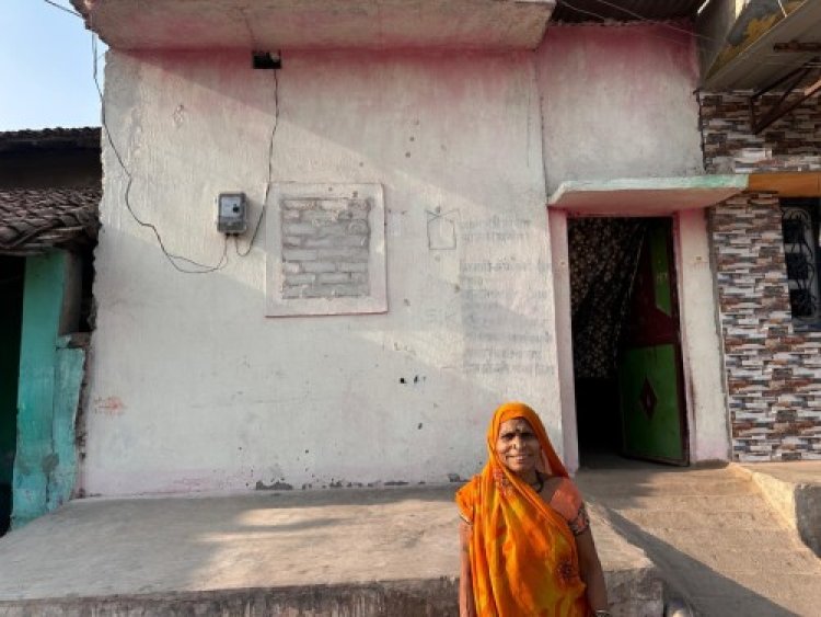 मिट्टी के घर से पक्के आशियाने तक का सफर