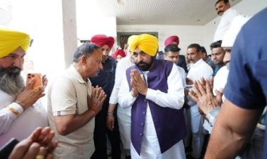 मुख्यमंत्री भगवंत सिंह मान जगराओं पहुंचकर मथुरा पीड़ित परिवारों से मिले, संकट की घड़ी में हर संभव सहायता का भरोसा