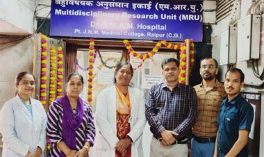  पं. नेहरू चिकित्सा महाविद्यालय एवं अम्बेडकर अस्पताल रायपुर की बड़ी उपलब्धि: सिकल सेल डायग्नोस्टिक किट राष्ट्रीय मंच पर प्रदर्शित होगी