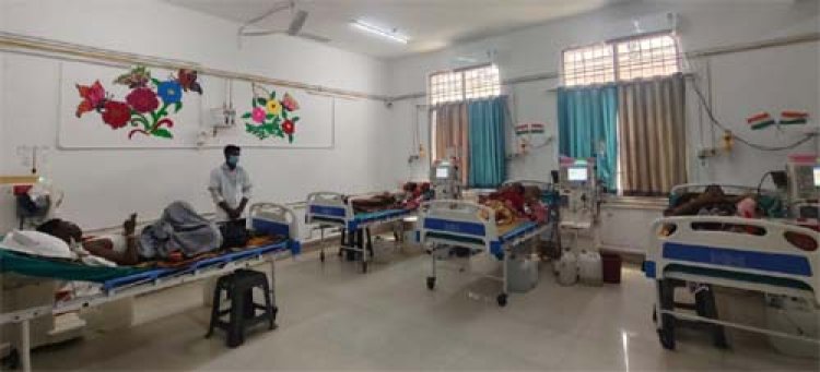 जिला चिकित्सालय बेमेतरा में डायलिसिस यूनिट बनी किडनी मरीजों की जीवनरेखा