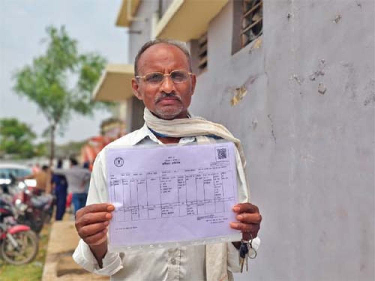 स्वामित्व योजना से ग्रामीणों को मिला मालिकाना हक : बालोद में अधिकार अभिलेख वितरण तेज