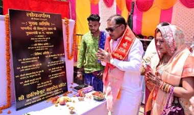 मंदिर केवल आस्था का केंद्र नहीं, बल्कि समाज को जोड़ने और संस्कृति-परंपराओं को जीवंत बनाए रखने का सशक्त माध्यम: मुख्यमंत्री विष्णुदेव साय