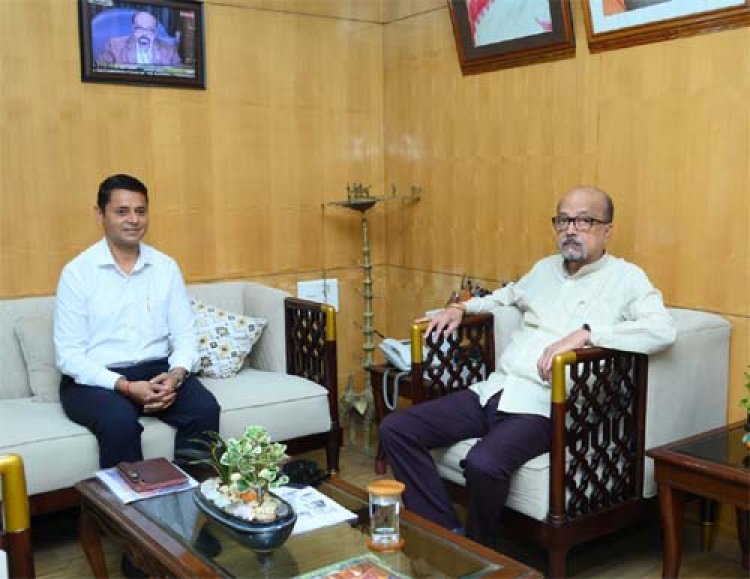 राज्यपाल डेका ने पर्यटन स्थलों का विकास एवं सुविधाएं बढ़ाने के दिए निर्देश