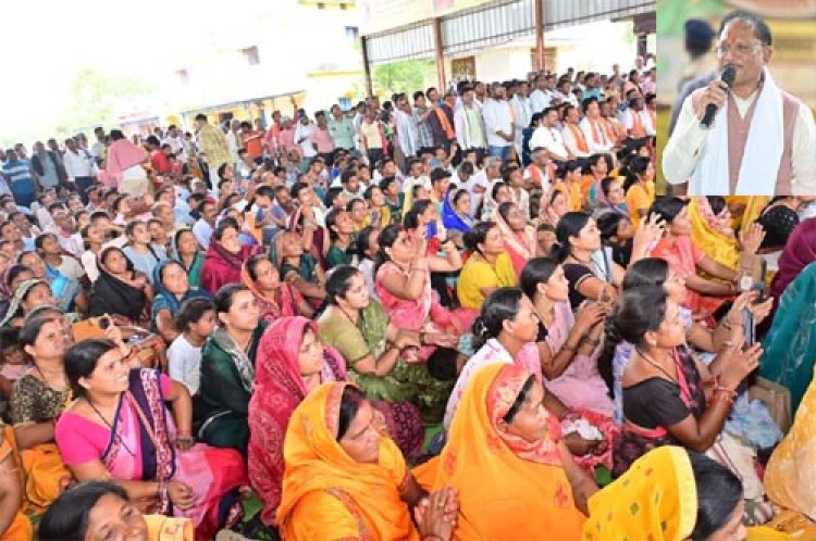 जनचौपाल में मुख्यमंत्री ने सुनी जनता की बात, विकास कार्यों की दी सौगात