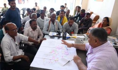 जनदर्शन में मंत्री राजेश अग्रवाल ने सुनीं ग्रामीणों की समस्याएं, त्वरित समाधान के दिए निर्देश