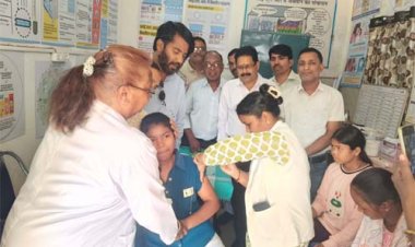सर्वाइकल कैंसर से बचाव के लिए जशपुर में एचपीवी टीकाकरण अभियान तेज