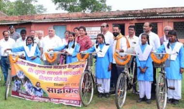 शिक्षा ही विकसित छत्तीसगढ़ की सबसे मजबूत नींव: राजेश अग्रवाल