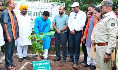 मुख्यमंत्री विष्णुदेव साय के नेतृत्व में ‘एक पेड़ मां के नाम 3.0’ अभियान को मिल रहा जन-जन का साथ