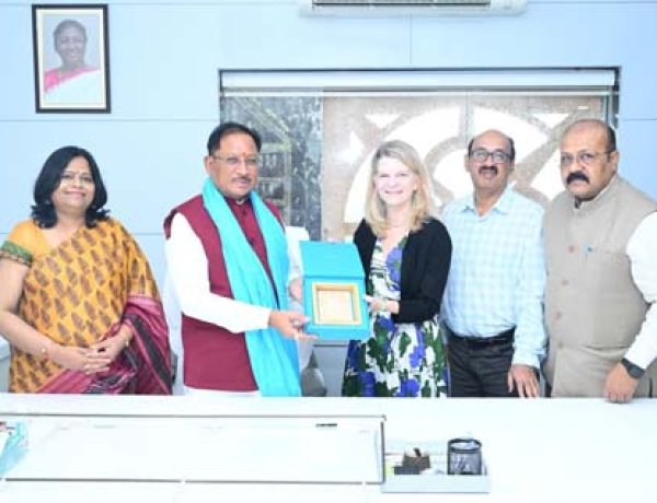 मुख्यमंत्री विष्णु देव साय की पहलःस्वस्थ माताएं, स्वस्थ बच्चे और कुपोषण मुक्त छत्तीसगढ़ के लिए बनेगी समन्वित रणनीति