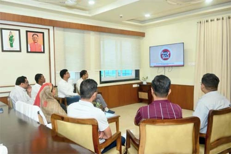 'मन की बात' से विकसित भारत का संकल्प हुआ और मजबूत: प्रधानमंत्री के प्रेरक संदेशों का मंत्री श्रीमती लक्ष्मी राजवाड़े ने किया श्रवण