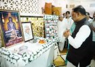 मुख्यमंत्री ने कुनकुरी में स्व ज्ञानचंद जैन के निवास पहुंचकर विनम्र श्रद्धांजलि अर्पित की