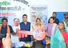 सुघ्घर छत्तीसगढ़ अभियान अंतर्गत ग्राम पैजनी शिविर का कलेक्टर ने किया निरीक्षण