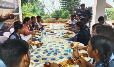 जिला प्रशासन कोरिया की अभिनव पहल : विजनरी-15’ से विद्यार्थियों को मिली नई दिशा