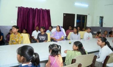 मंत्री लक्ष्मी राजवाड़े ने बालिका गृह की बेटियों के साथ सुनी ‘मन की बात’