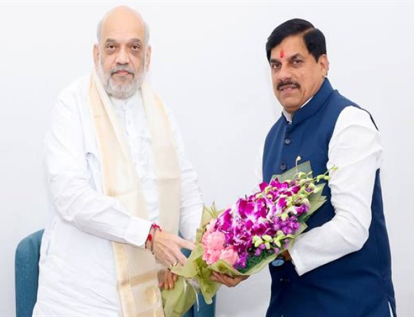 मुख्यमंत्री डॉ. यादव ने केंद्रीय गृह एवं सहकारिता मंत्री अमित शाह से की सौजन्य भेंट