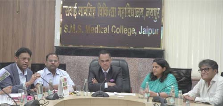 मुख्य सचिव ने की आईपीडी टावर के कार्यों की समीक्षा -