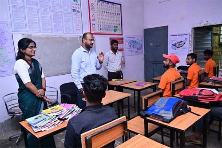 मुख्यमंत्री कौशल विकास योजना से बैगा युवाओं को मिल रहा रोजगारपरक प्रशिक्षण