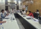 कुरूद की ग्राम पंचायतों में योजनाओं और विकास कार्यों का आयुक्त तारन प्रकाश सिन्हा ने किया निरीक्षण