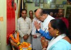 राज्यपाल रमेन डेका ने पद्म विभूषण स्व. डॉ. तीजन बाई के गृह ग्राम गनियारी पहुंचकर दी श्रद्धांजलि