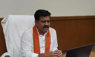 सेवा संकल्प अभियान- ‘आशीर्वाद का दीया’ कार्यक्रम की तैयारियों को लेकर उप मुख्यमंत्री विजय शर्मा ने की वर्चुअल समीक्षा