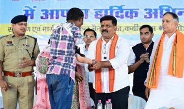 दिव्यांगजनों को आत्मनिर्भर बनाना ही सेवा का उद्देश्य है: उप मुख्यमंत्री विजय शर्मा