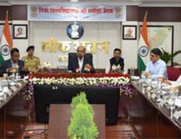 विद्यार्थियों का कल्याण और गुणवत्तापूर्ण शिक्षा हो विश्वविद्यालयों की सर्वाेच्च प्राथमिकता: राज्यपाल डेका