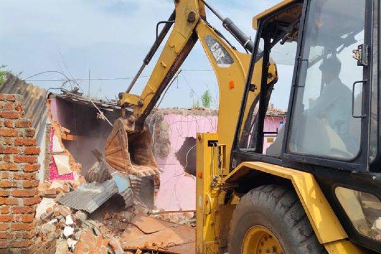 मुख्यमंत्री डॉ. यादव के सागर आगमन के बाद प्रशासन की बड़ी कार्रवाई