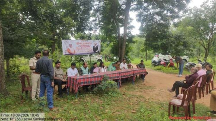 सेवा संकल्प अभियान में प्लास्टिक मुक्त पर्यावरण का संदेश, बाँसबाड़ी वन क्षेत्र में चला स्वच्छता अभियान