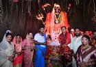 महानवमी पर वित्त मंत्री ओ.पी. चौधरी ने रायगढ़ के विभिन्न दुर्गा पूजा पंडालों में की माँ दुर्गा की पूजा-अर्चना