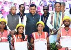 विशेष लेख : निर्माण श्रमिकों के जीवन में खुशहाली ला रहीं सन्निर्माण कर्मकार मंडल की जनकल्याणकारी योजनाएं