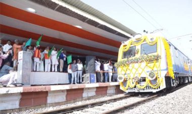 आजादी के बाद पहली बार रावघाट तक पहुंची रेल, बस्तर के विकास को मिली नई रफ्तार