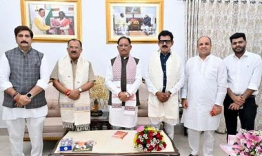 मुख्यमंत्री विष्णु देव साय से राजस्थान विधानसभा अध्यक्ष वासुदेव देवनानी ने की सौजन्य भेंट