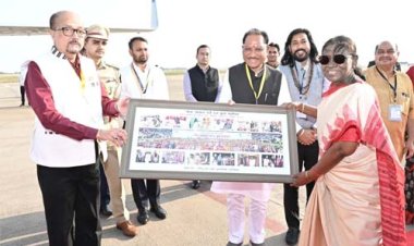 राष्ट्रपति श्रीमती द्रौपदी मुर्मु छत्तीसगढ़ प्रवास के पश्चात रायपुर से हुईं रवाना
