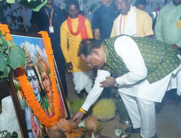 आदिवासी समाज का इतिहास गौरवशाली, हमारी संस्कृति और प्रकृति संरक्षण की परंपरा पूरे देश के लिए प्रेरणा : मुख्यमंत्री विष्णु देव साय