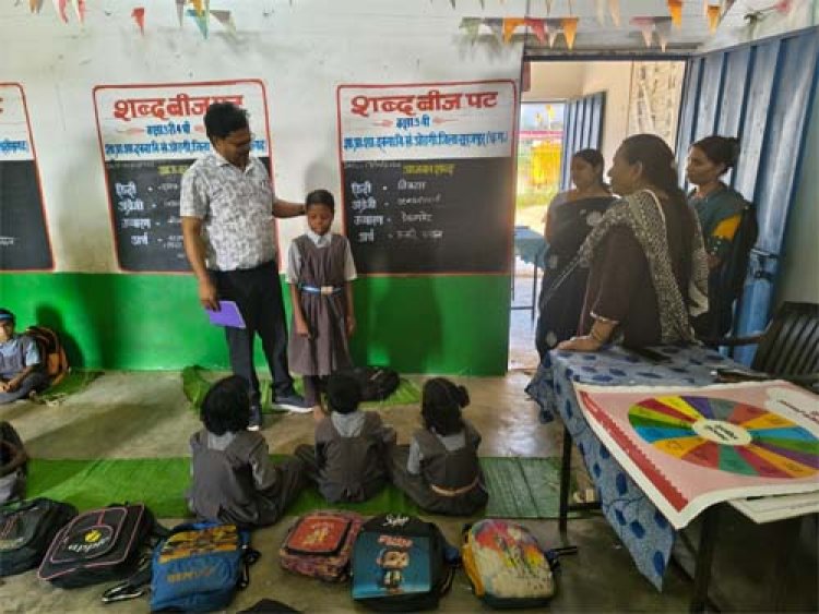 ‘शब्दबीज नवाचार से निखर रही बच्चों की भाषा दक्षता, प्रयोगात्मक शिक्षण से रोचक बन रही पढ़ाई